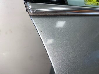 Pravé přední dveře šedá metalíza LA7S VW Passat B5.5 2004 - 2