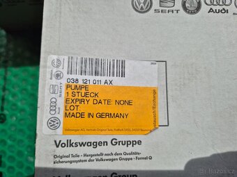vodní pumpa Škoda Octavia I (1U) 1.9SDi , 1.9TDi 038121011AX - 2