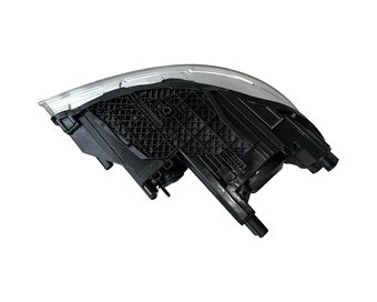 Levý přední halogen 1Z1941015F Škoda Octavia 2 FL r.v. 2011 - 2