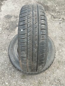 Dvě letni pneu 175 65 R14 - 2