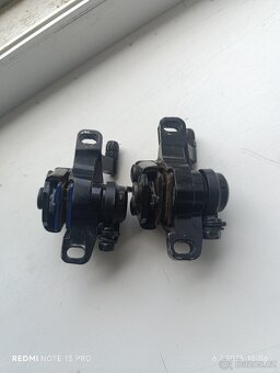 Třmeny Shimano - 2