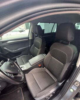 Škoda Superb Combi 2.0 TDI 110 kW - 2