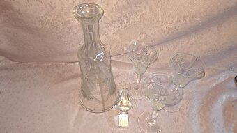 Secesní sklo karafa a sklenky - 2