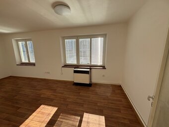 Pronájem bytu 2+kk 46 m² Beroun - 2