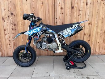 Pitbike motard YCF Factory - nový motor ZS160 - 2