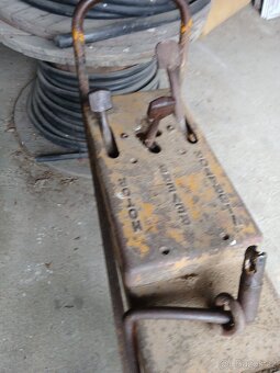 Vibrační válec 1 tuna - 2