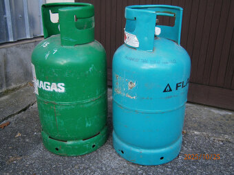 propanbutanové láhve,bomby 10 kg,2kg - prázdná,reg.ventil - 2
