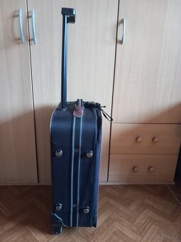 cestovní kufr na kolečkach top stav - 2
