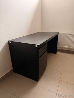 Psací stůl MALM - 2