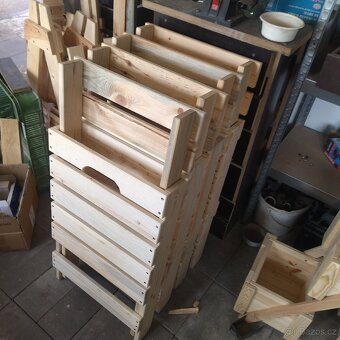 Zahradní křesílka - 2