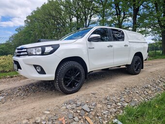 TOYOTA HILUX 2.4D – 4D - TOP STAV (Odpočet DPH) - 2