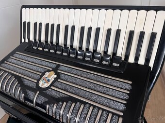 Weltmeister S5 120B - 2