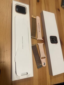 Apple Watch SE - 2