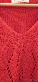 červený svetr (pletené triko) vel. M - 2