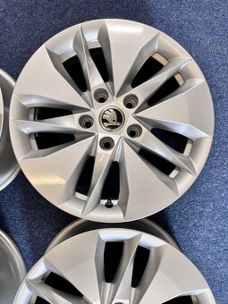 5x112 R16 originál alu Škoda Octavia IV. 4 - ET46 - 2