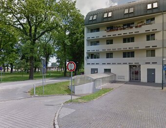 Pronájem garážového stání - 2