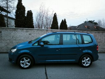 Touran 1.2 TSi xenony, led denní svícení, klima.132tis.km.. - 2
