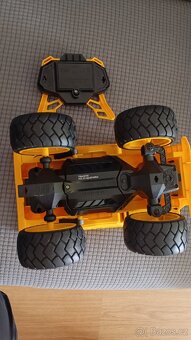 Auto na dálkověm ovladači - 2