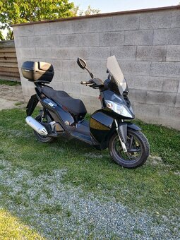 Skútr Generic ZION 125 - 2