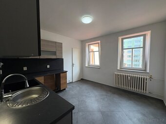 Pronájem bytu o velikosti 38 m2 1+1 Rumburk, Lužické nám. - 2