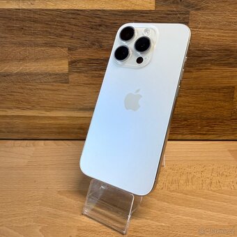 iPhone 15 Pro 256GB, bílý, 100% baterie (rok záruka) - 2