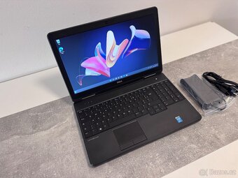 Dell Latitude E5540 - Intel Core i5 / 256GB SSD / 8GB RAM - 2