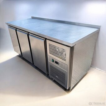 Chladicí pult 178x70x83-95cm - top stav - 2
