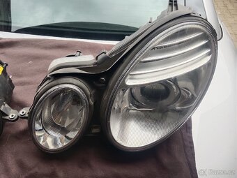 Mercedes Benz E w211 xenony 2003-07 - 2