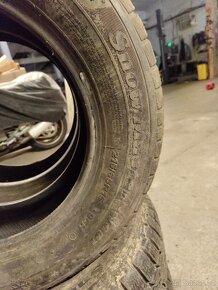 Pneu 215/65 R 15, zimní. - 2