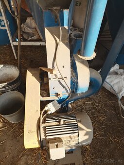 Velký srotovnikŠKSO + micharna nová elektroinstalace - 2