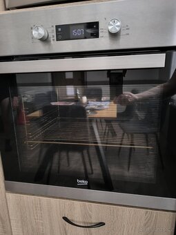 Vestavná trouba Beko BIM 22300 X - 2