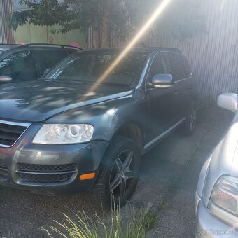 Prodám Volkswagen Touareg 3.2 - 2