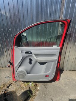 Volkswagen caddy 2004-2015 přední pravé dveře - 2