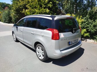 Peugeot 5008 - 2