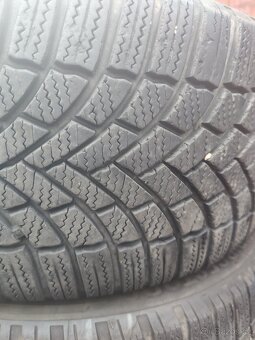 225/45/17 Bridgestone - 2