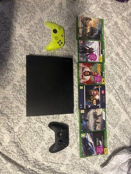 Prodám Xbox one X - 2