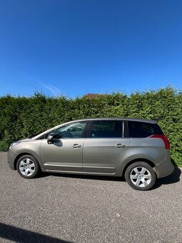 Peugeot 5008 2,0HDI. 110KW - 2