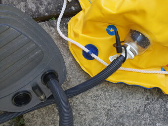 Vybavení k nafukovacímu člunu - 2