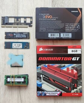 HD S-ATA, HD SSD 250GB - 8TB, dále RAMky DDR3 pro desktop PC - 2