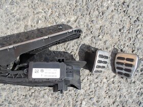 Sportovní pedáky Škoda Yeti, Golf V atd. - 2