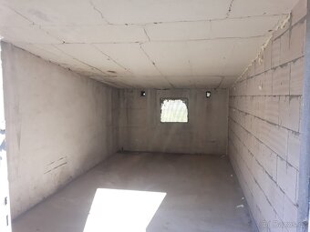 Garáž Plzeň - Kreuzmannova ul. - 2