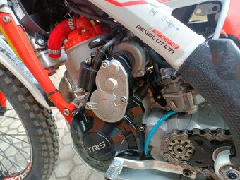 TRS 250 RR - 2