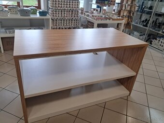 Prodejní regál - 2