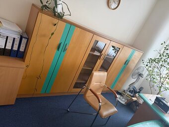 Kancelářský nábytek - 2