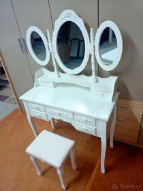 Toaletní stolek se zrcadli - 2