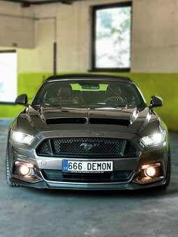 Mustang GT 2015 v kabriu - 2