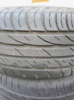 Letni pneu 165/60 R15 - 2