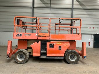 TERÉNNÍ NŮŽKOVÁ PLOŠINA JLG 3394 RT - 2