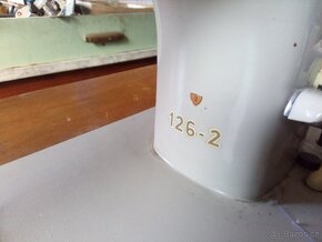 Šicí stroj Minerva 126-2 - 2