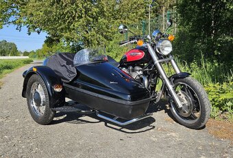 Triumph speedmaster + sidecar - 2